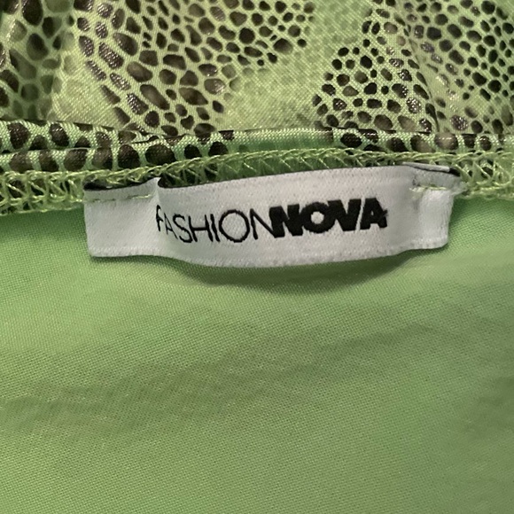 Fashion Nova💕 One Piece Shorts Jumpsuit - Picture 5 of 5